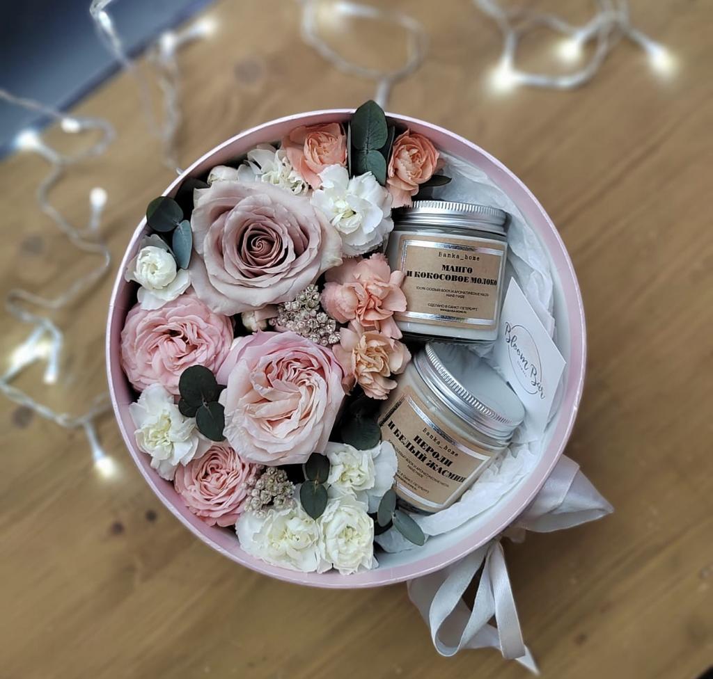 КОРОБКА С ЦВЕТАМИ И СВЕЧАМИ BLOOM BOX 85