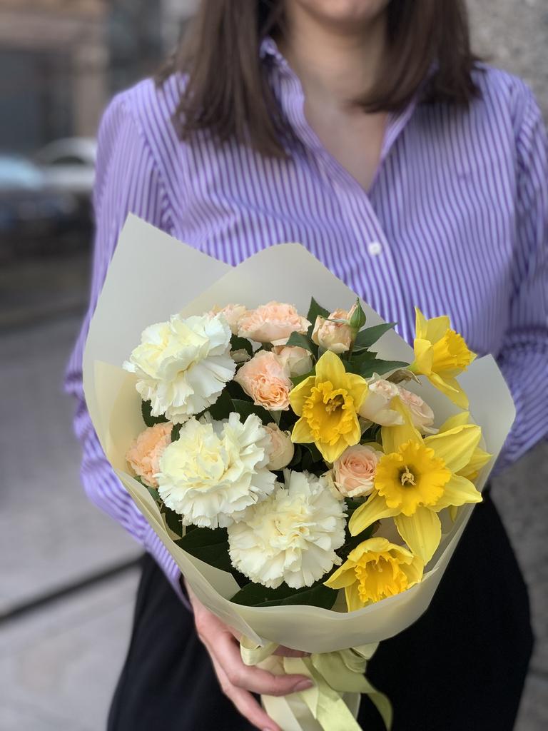 БУКЕТ КОМПЛИМЕНТ 111