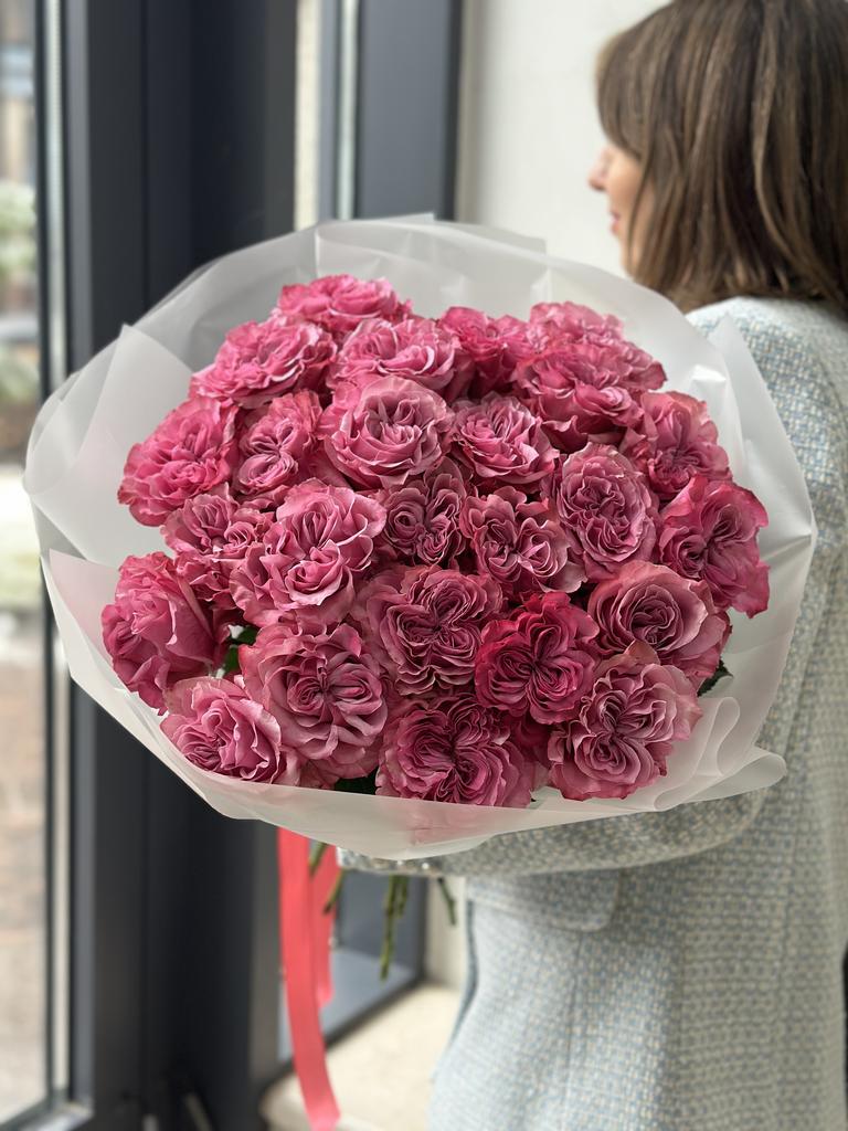 МОНОБУКЕТ ИЗ КРУЖЕВНЫХ РОЗ 79