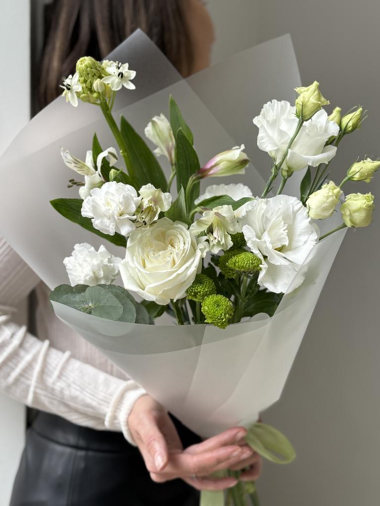 БУКЕТ КОМПЛИМЕНТ 01