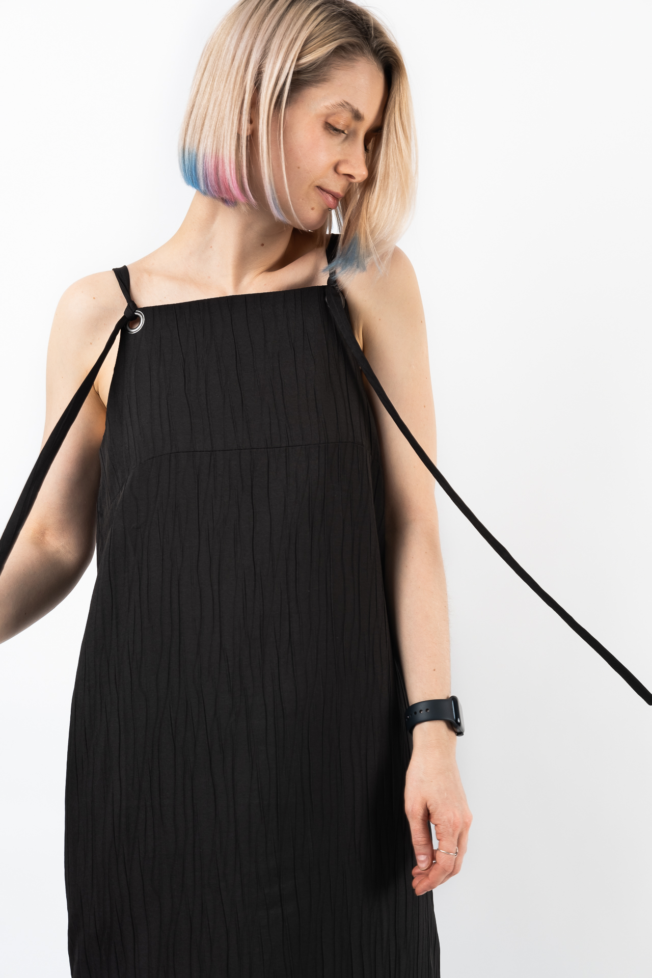 Платье-сарафан в чёрном цвете