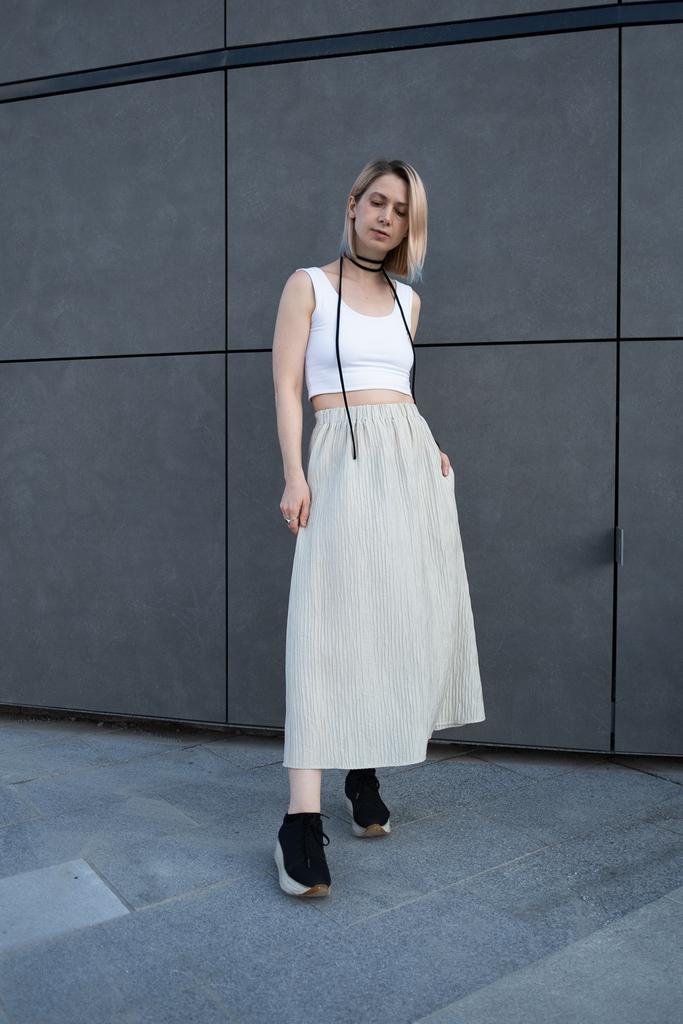 Юбка из фактурной ткани цвета слоновая кость