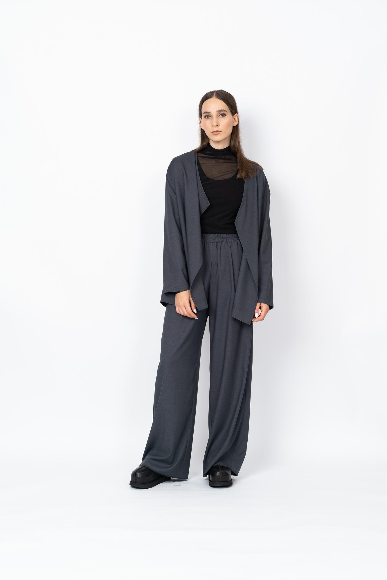 Жакет с асимметричными лацканами серого цвета