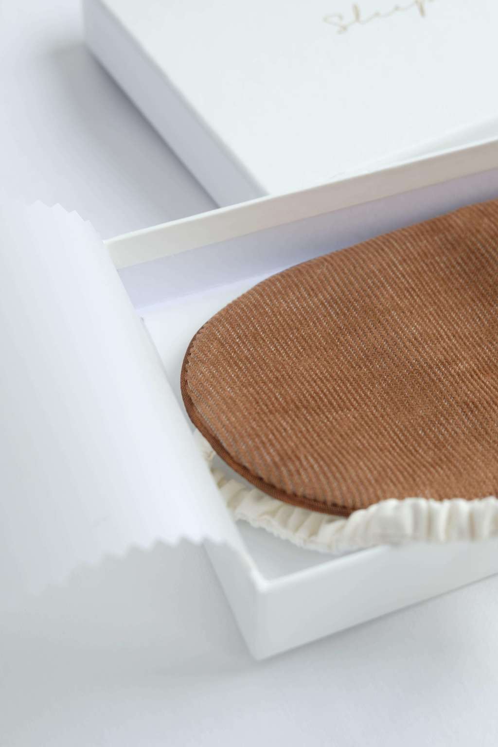 Маска для сна To be queen Your Sleep Story