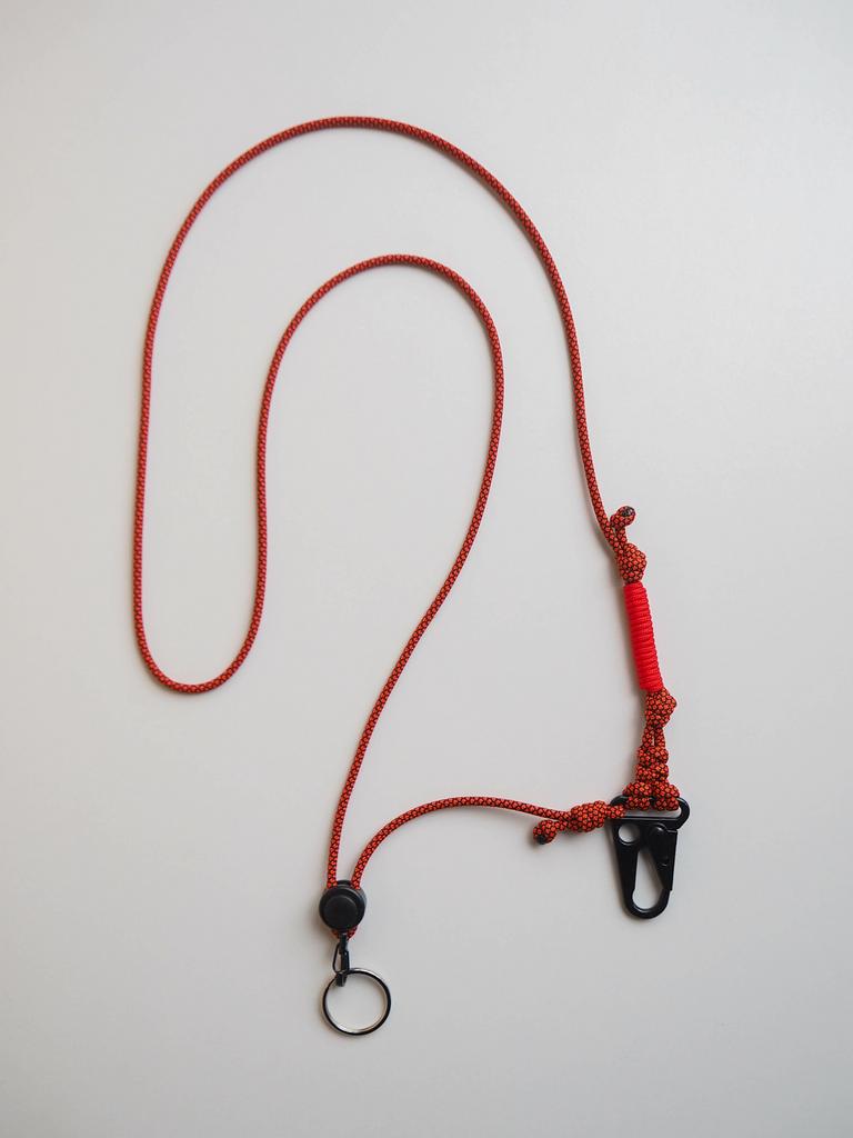 Шнурок через плечо ACK Items