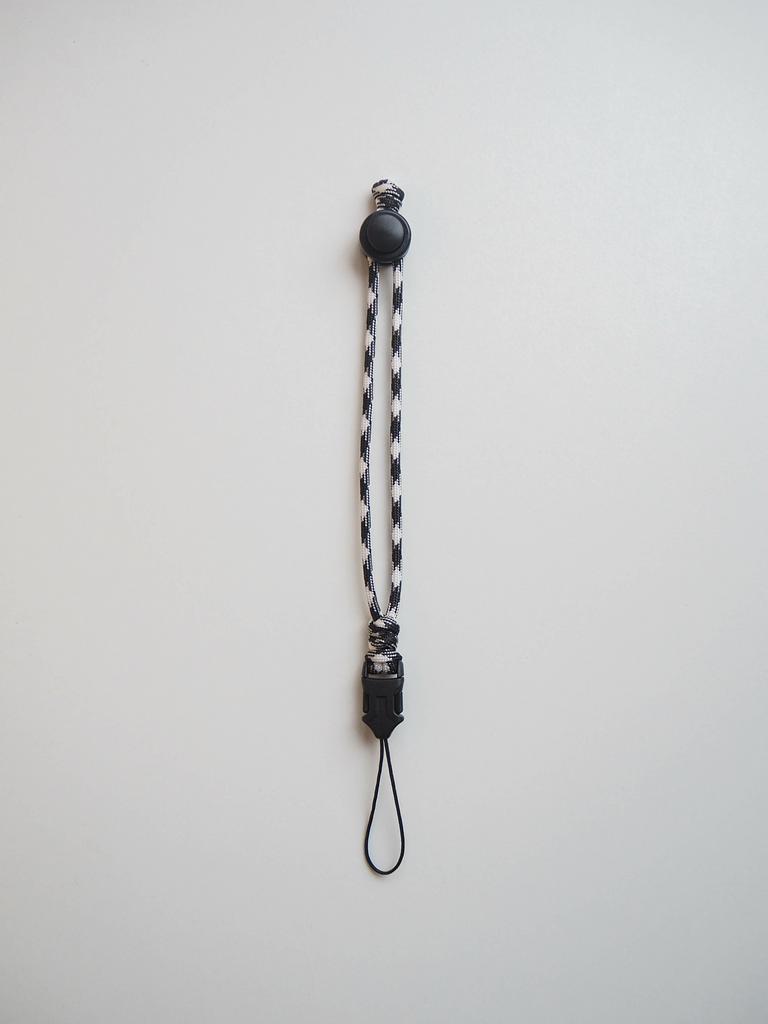 Шнурок 35мм на руку ACK Items