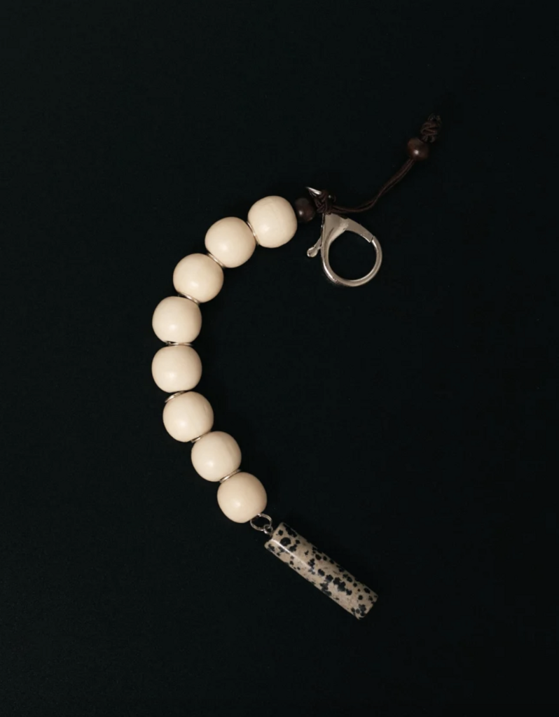 Брелок из дерева «Далматин» белый NOBROW INC.