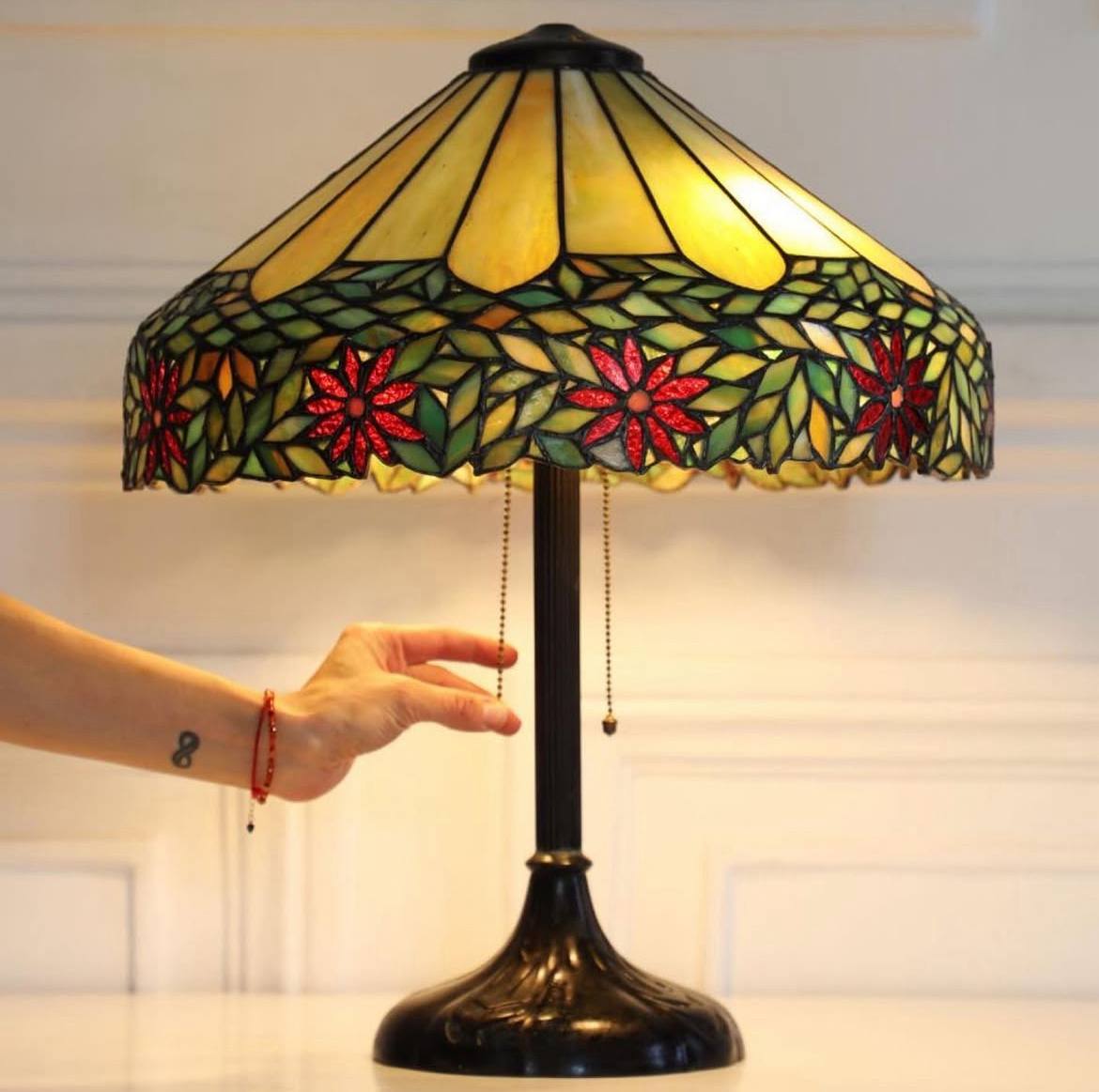 Лампа в стиле Тиффани первой трети ХХ века
