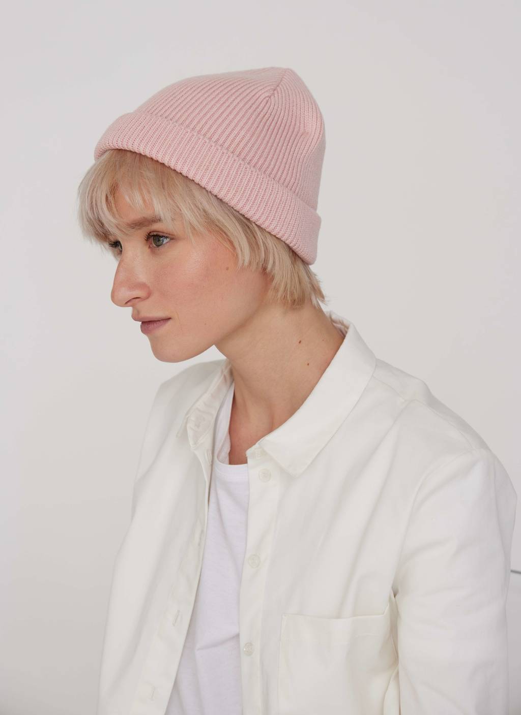 ШАПКА БЛЕДНО-РОЗОВАЯ, КМ