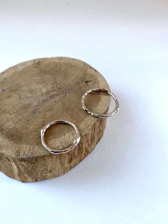 обручальные тонкие мягкие