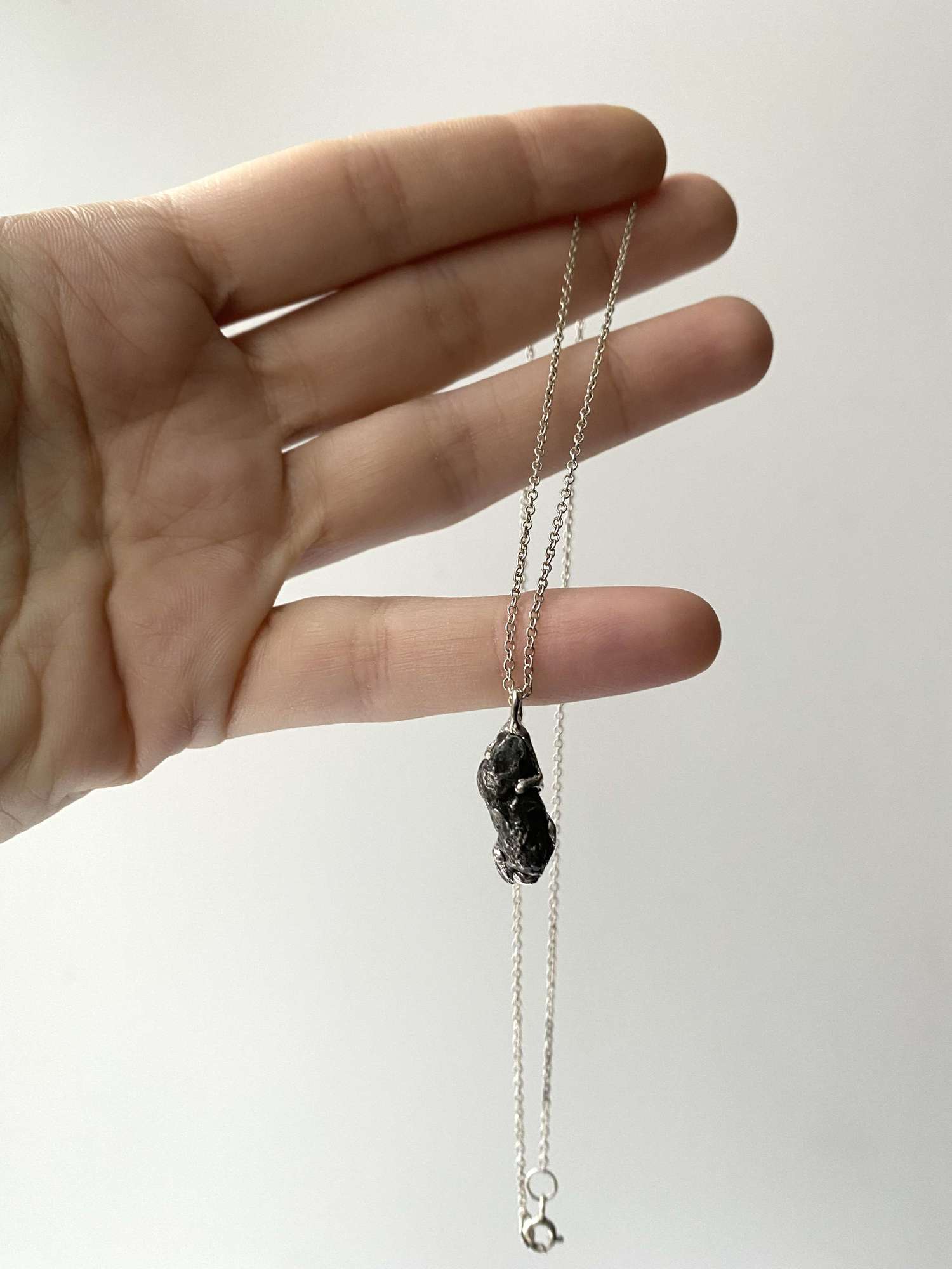 Кулон с метеоритом