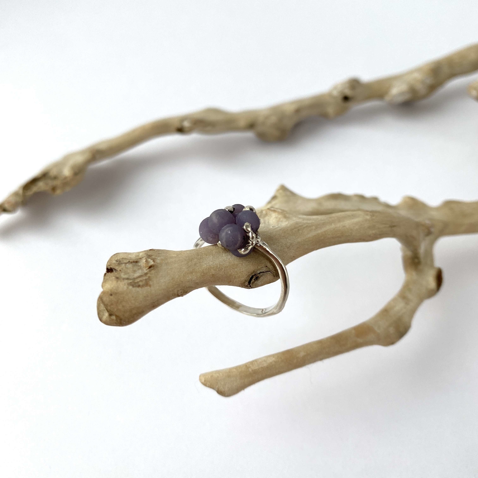 кольцо с халцедоном