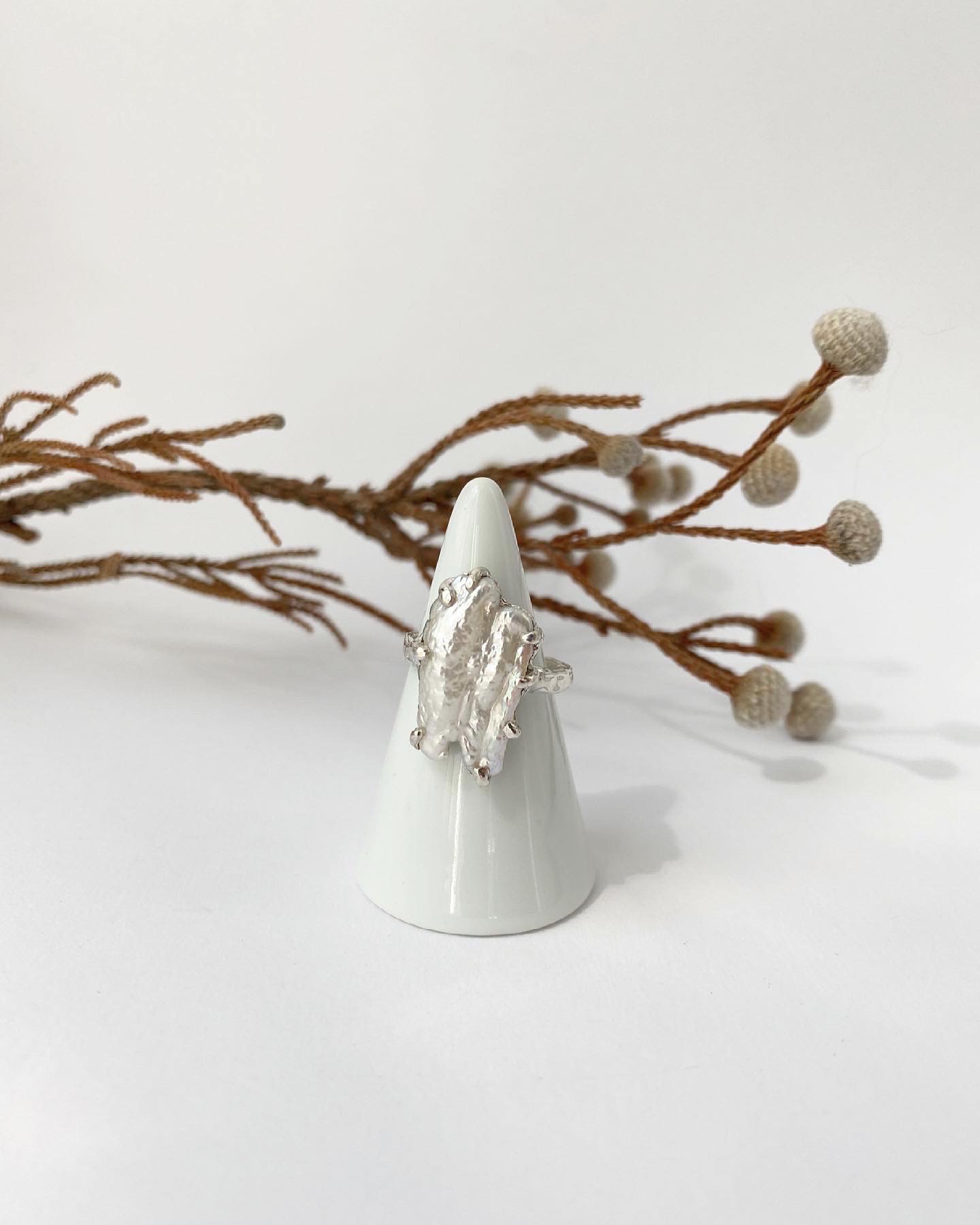 Кольцо жемчуг большой