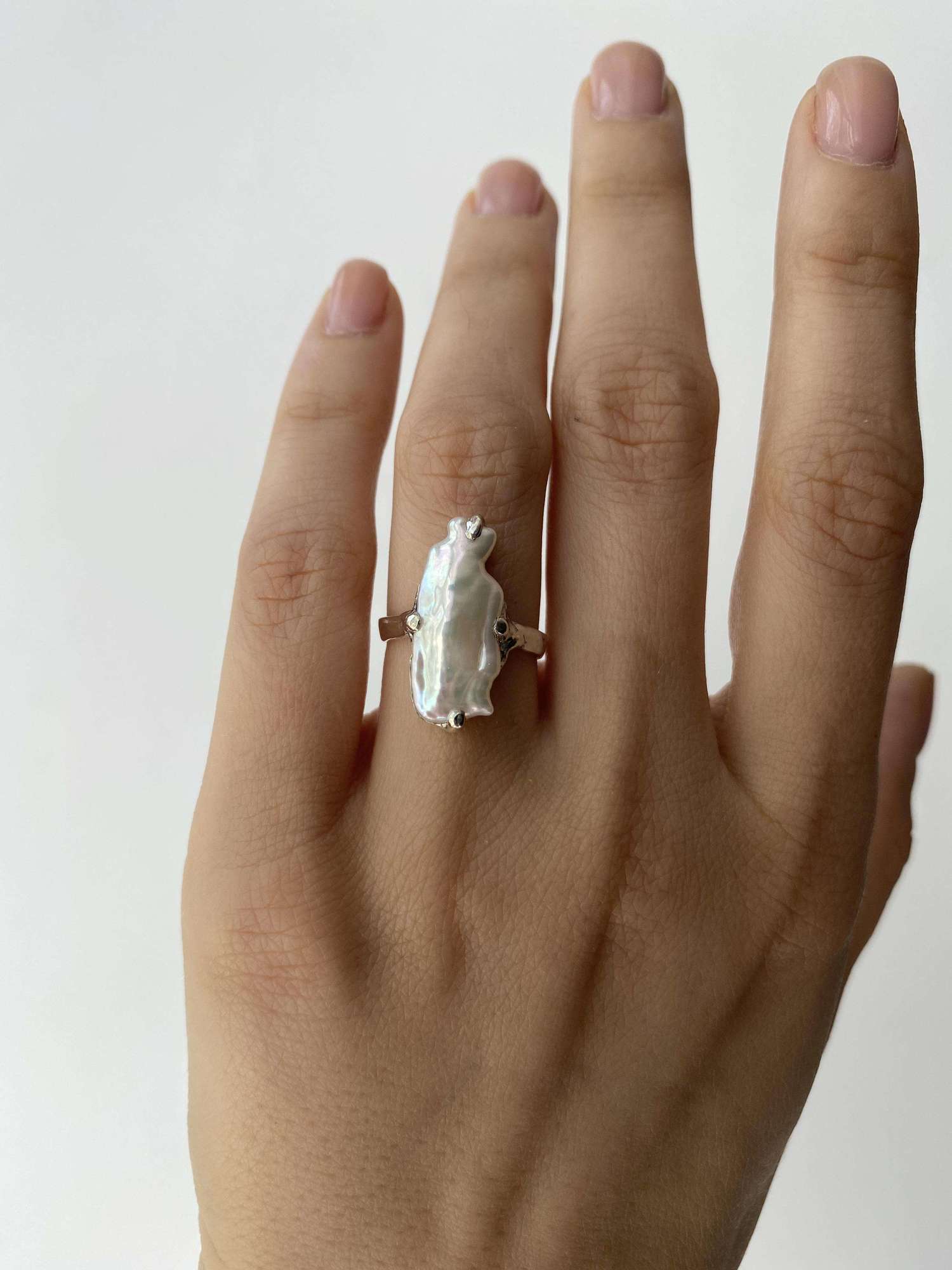 Кольцо жемчуг большой