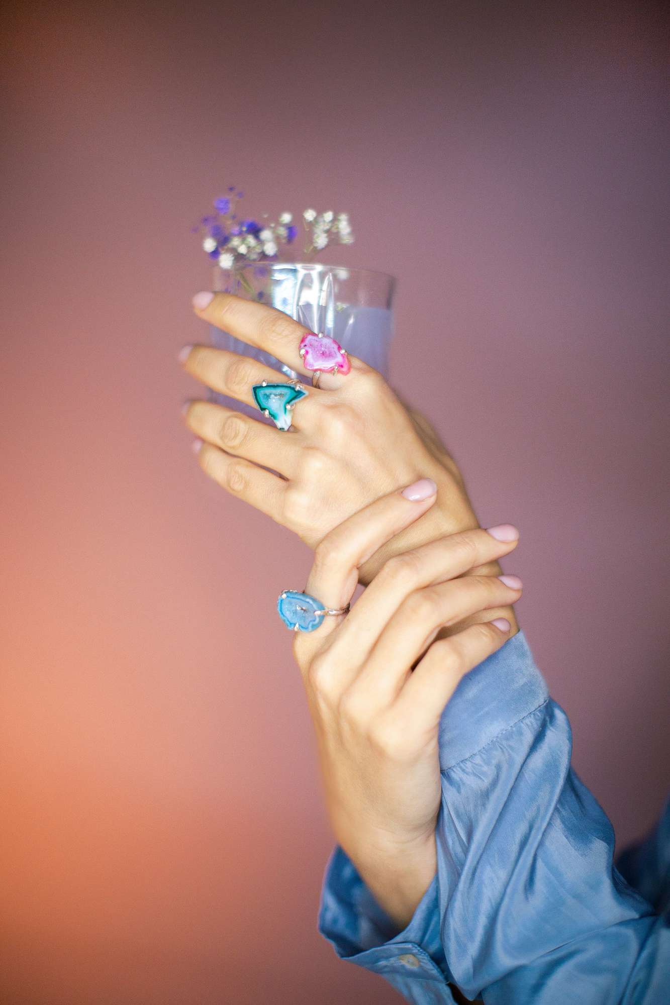 Кольцо цветные агаты