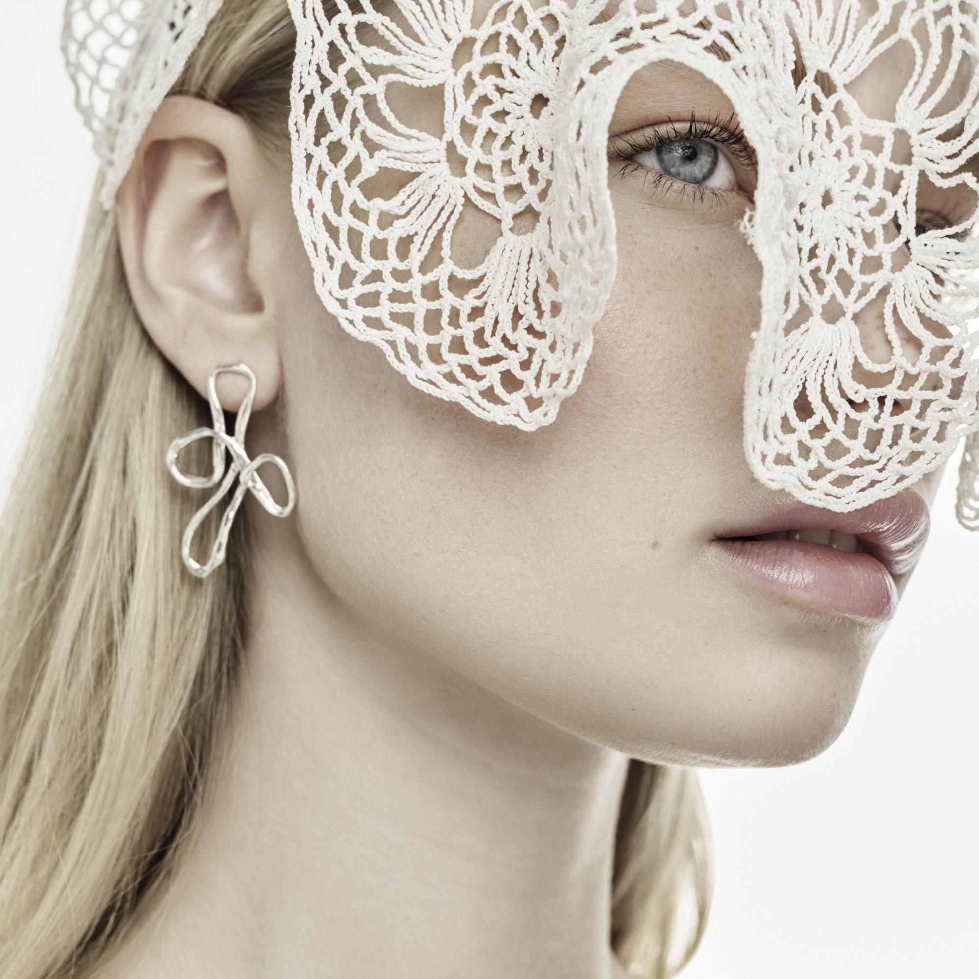 Melting earrings medium