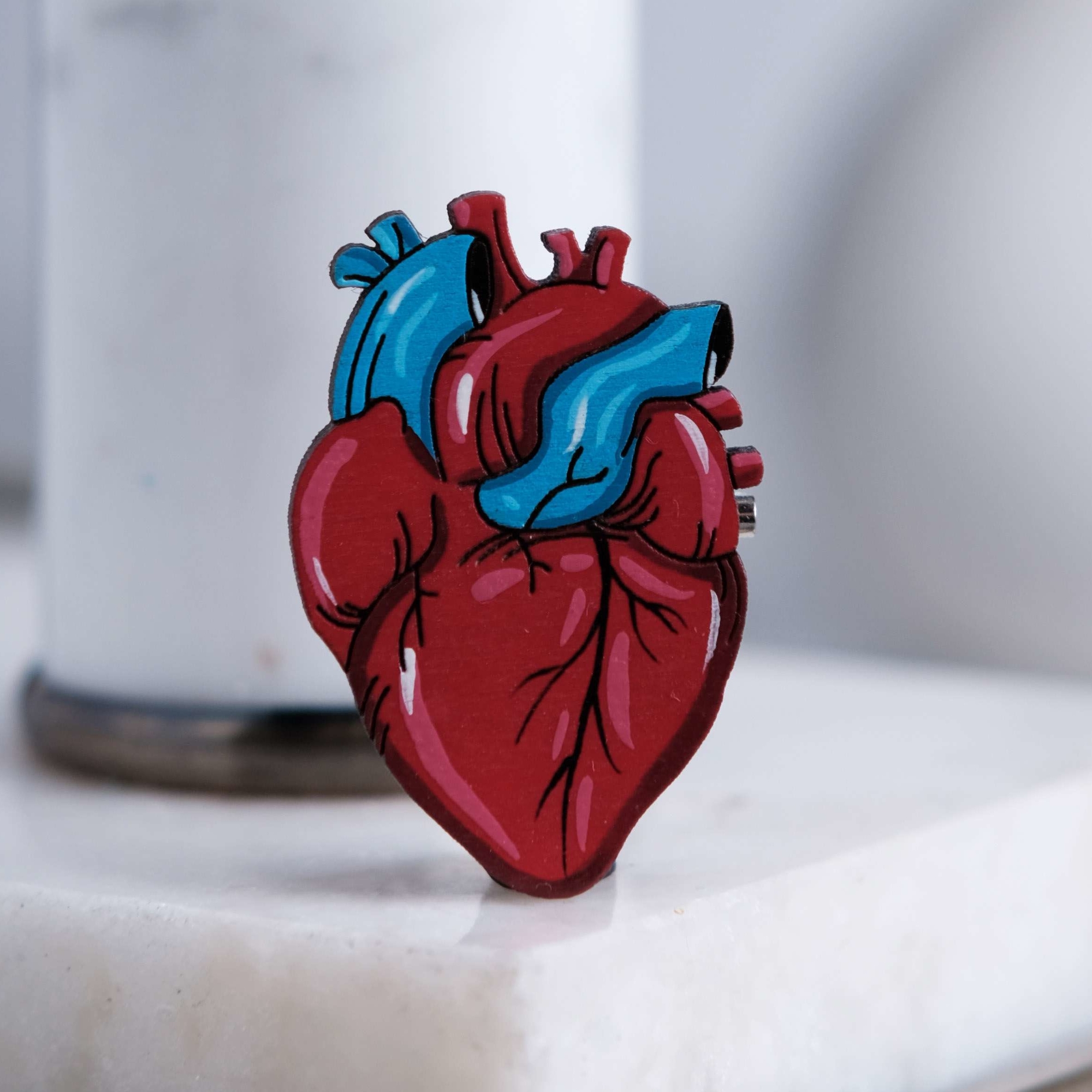 Брошь «Анатомическое сердце»