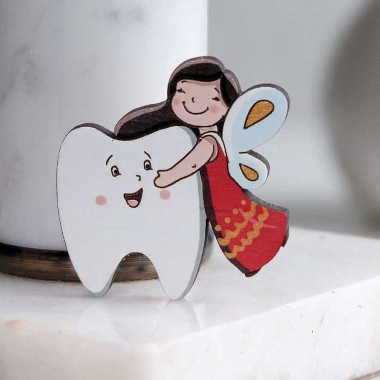 значок зубная фея