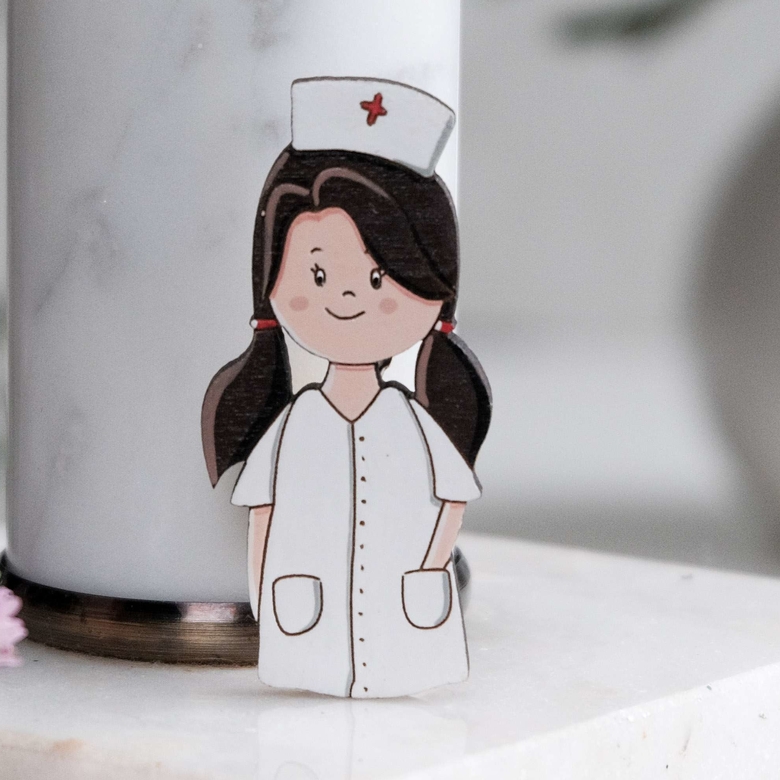 значок на медицинский халат