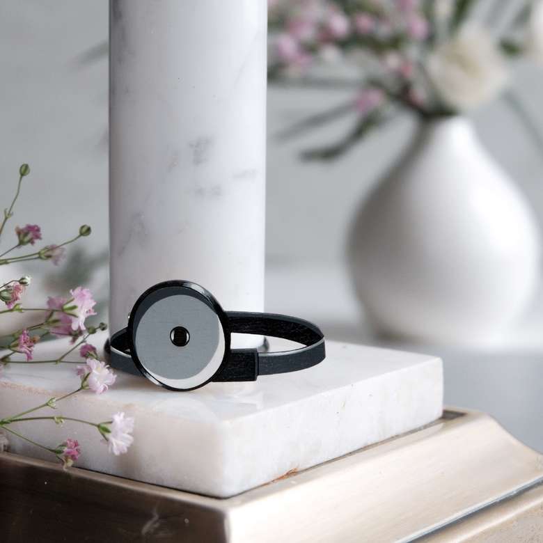 налобный рефлектор значок