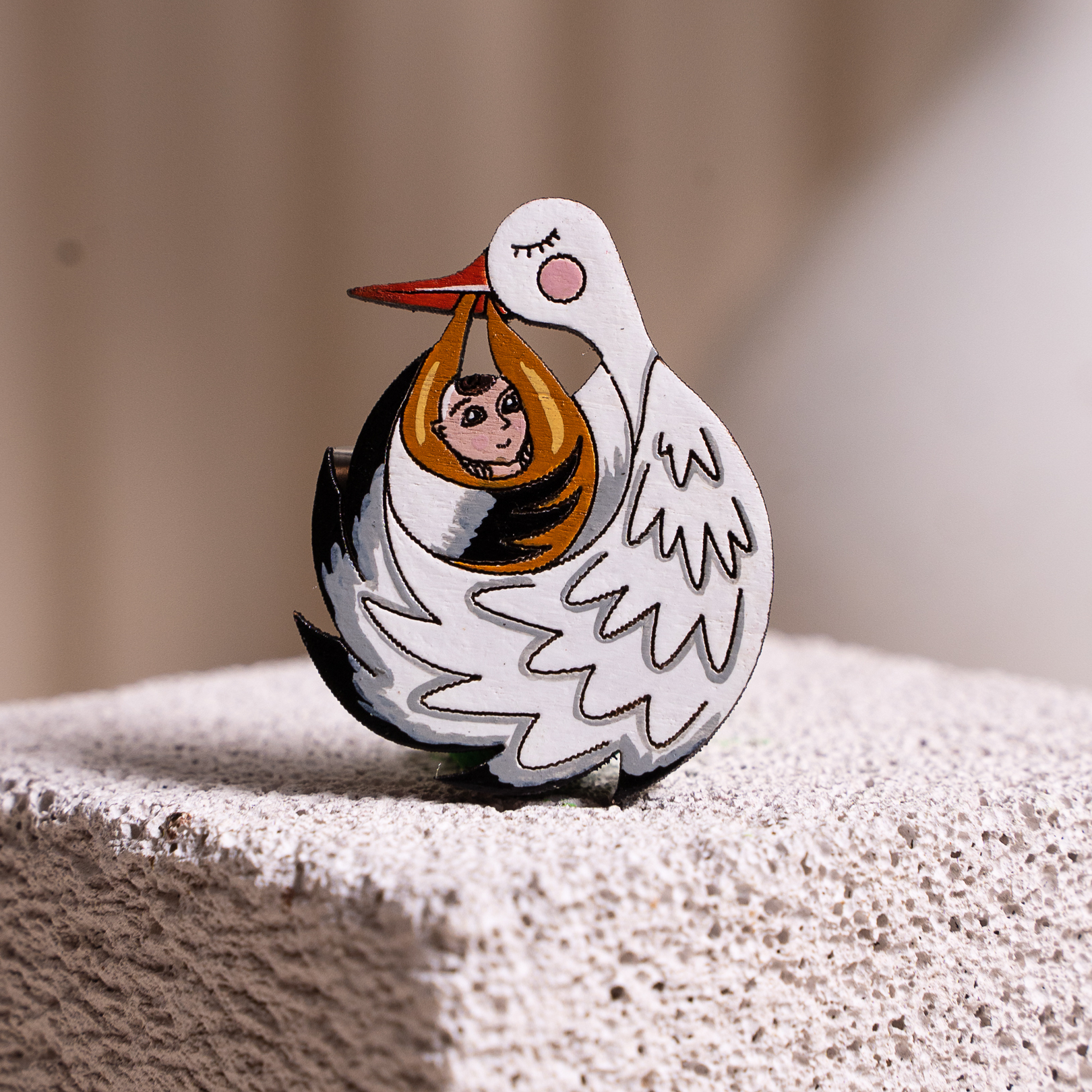 деревянная брошь Август Вудв