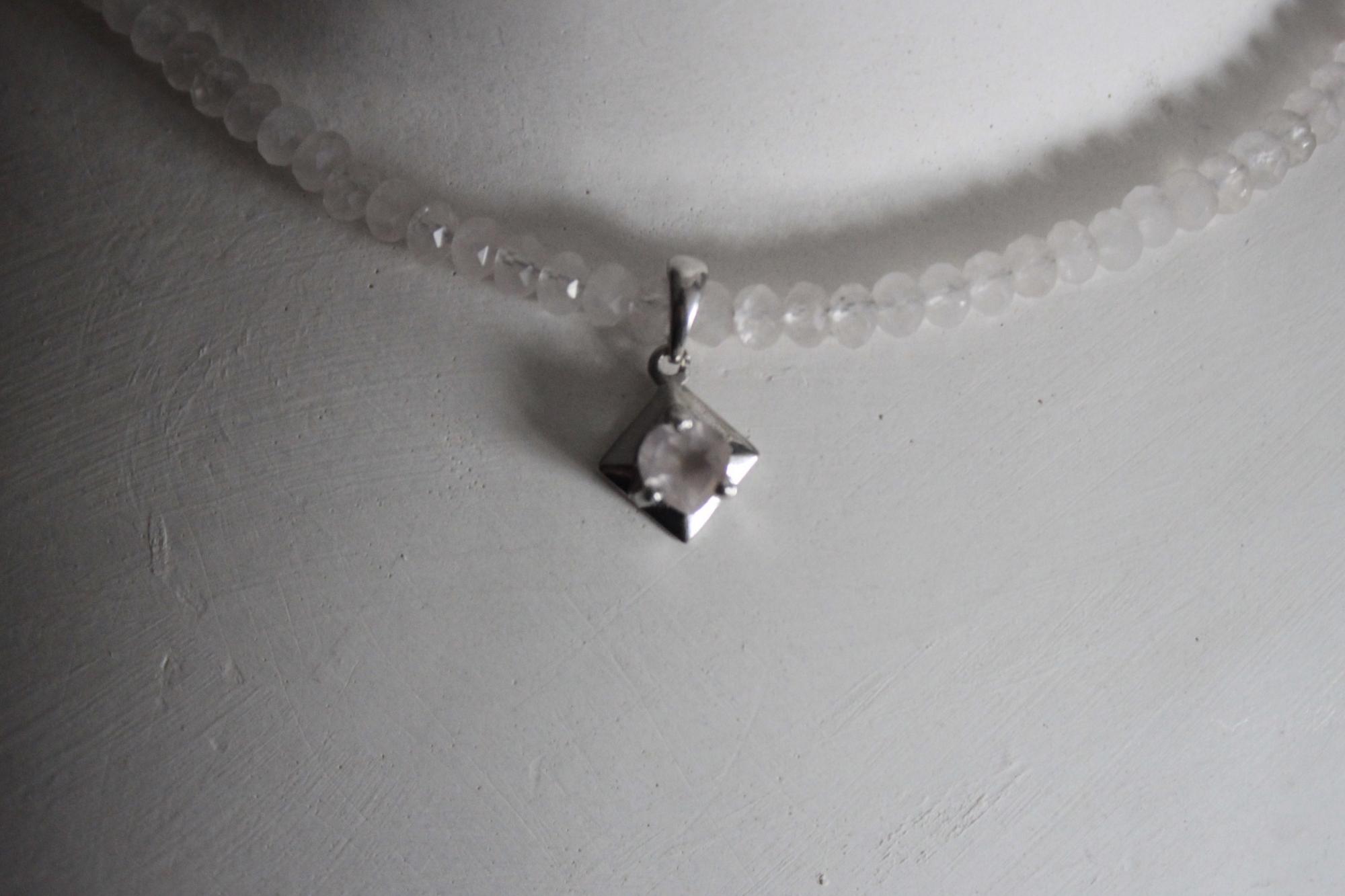 Rose Quartz Heart Necklace I Колье сердце с розовым кварцем