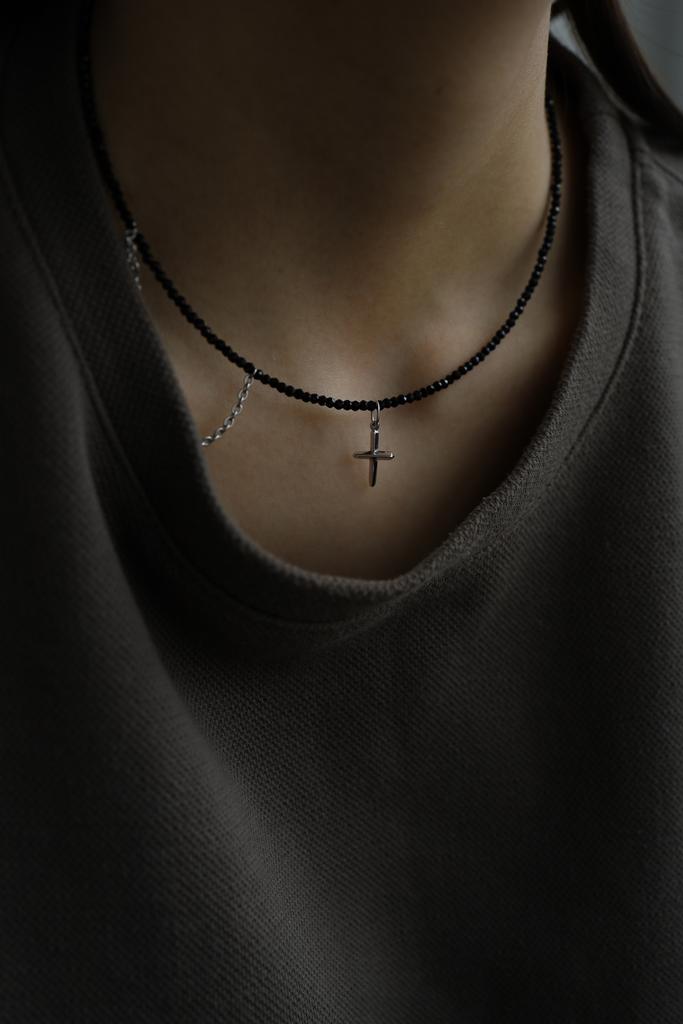 Black Cross I Колье-чокер шпинель