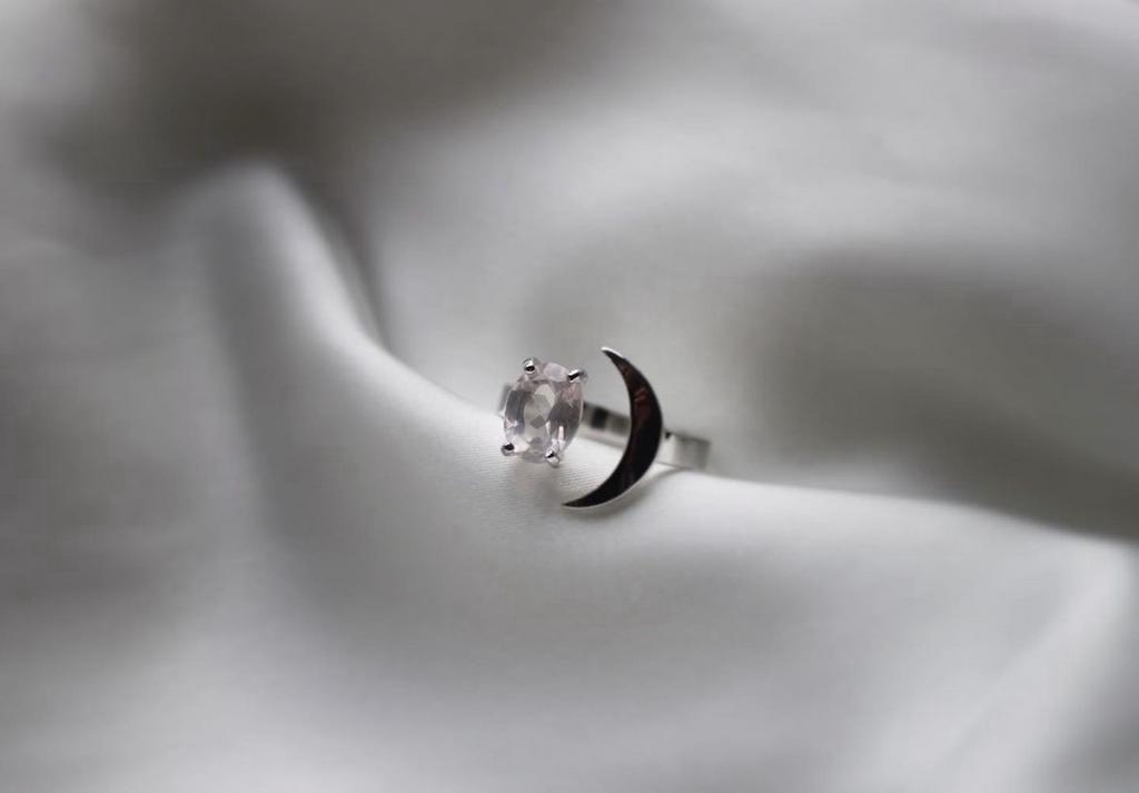Rose Quartz White Moon I Сет колец с розовым кварцем и топазом