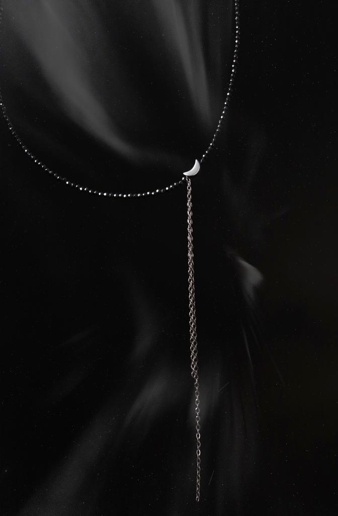 Black Moon I Колье Луна с гематитом, сталь