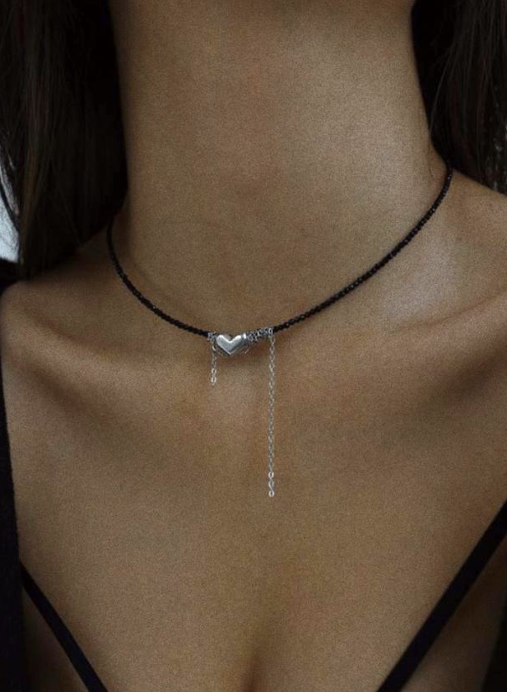 Heart Black Necklace I Колье Сердце с черной шпинелью, белая латунь, сталь