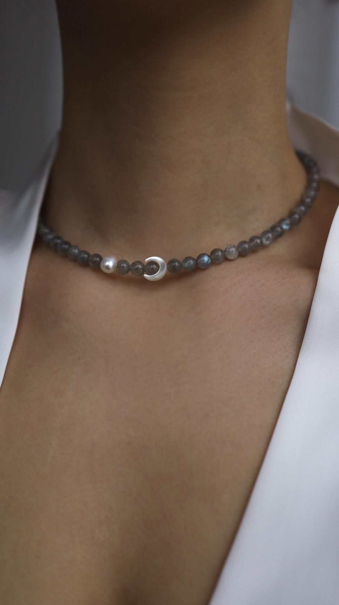 Labradorite Moon Necklace I Колье из лабрадорита с перламутром