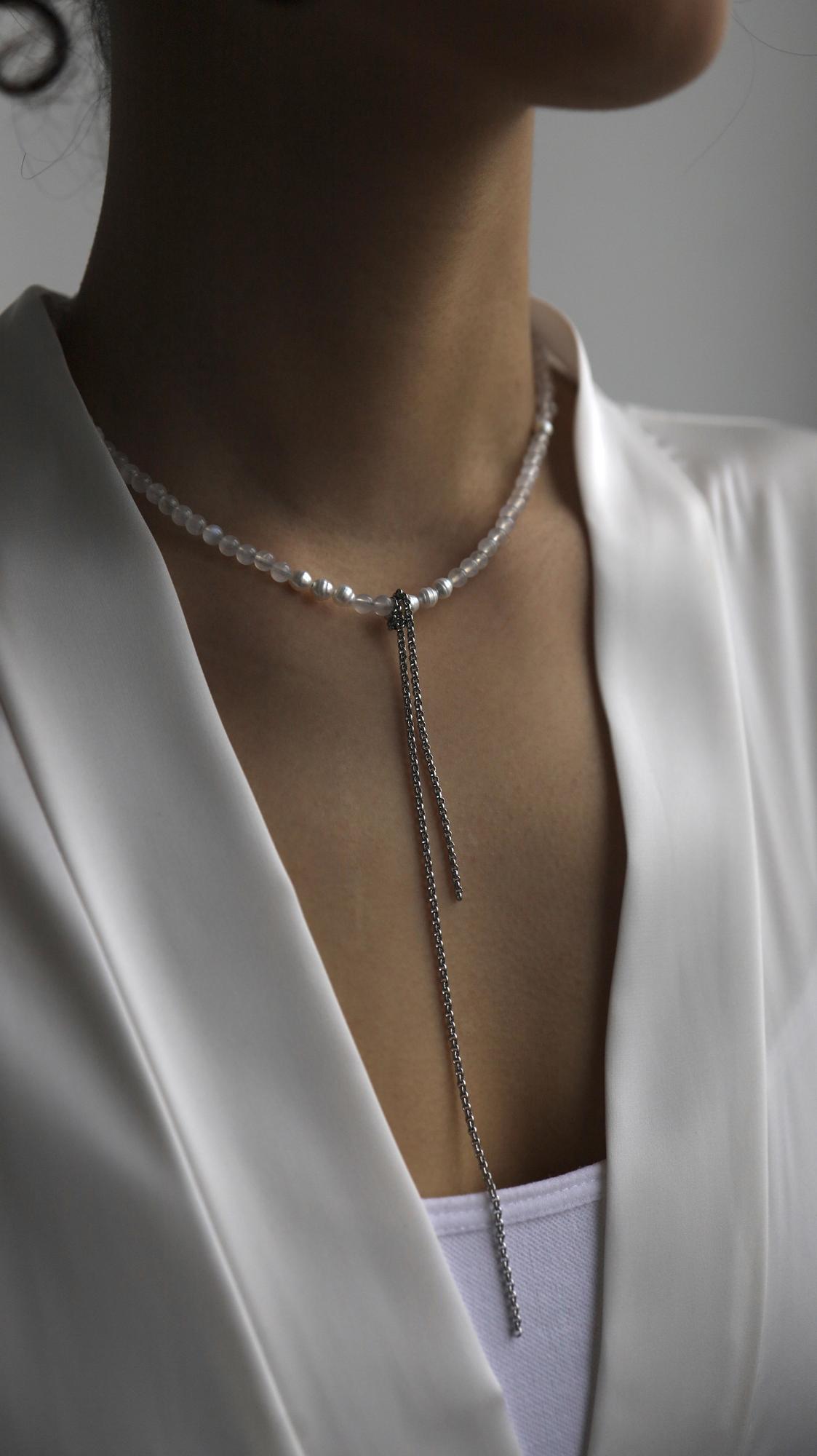 Moonstone Tie | Колье-галстук из лунного камня