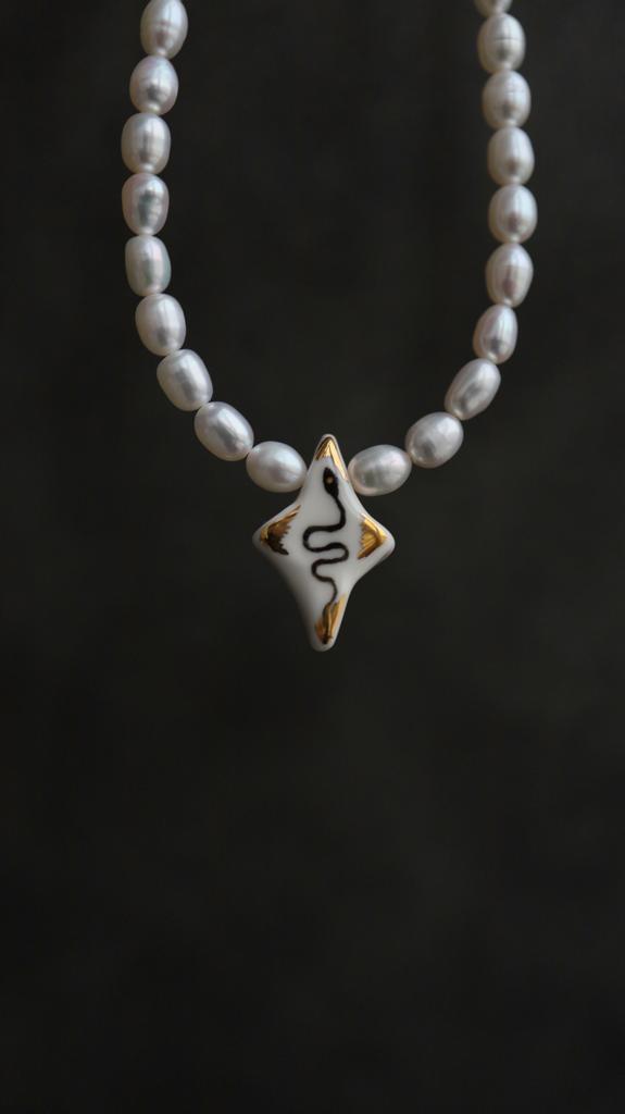 Snake Star Pearl | Колье Змея с фарфором