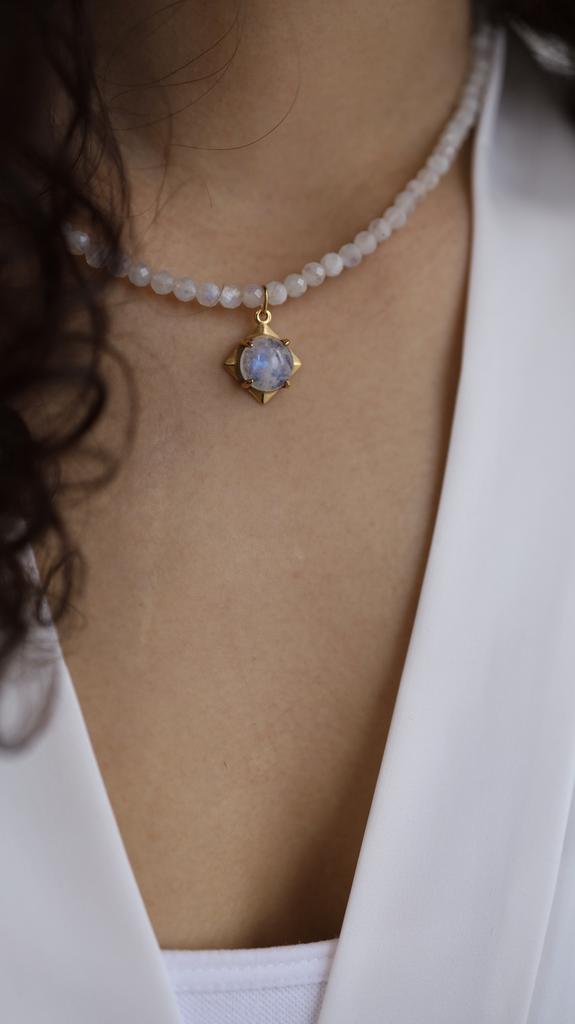 Moonstone Sunny Necklace I Колье из лунного камня