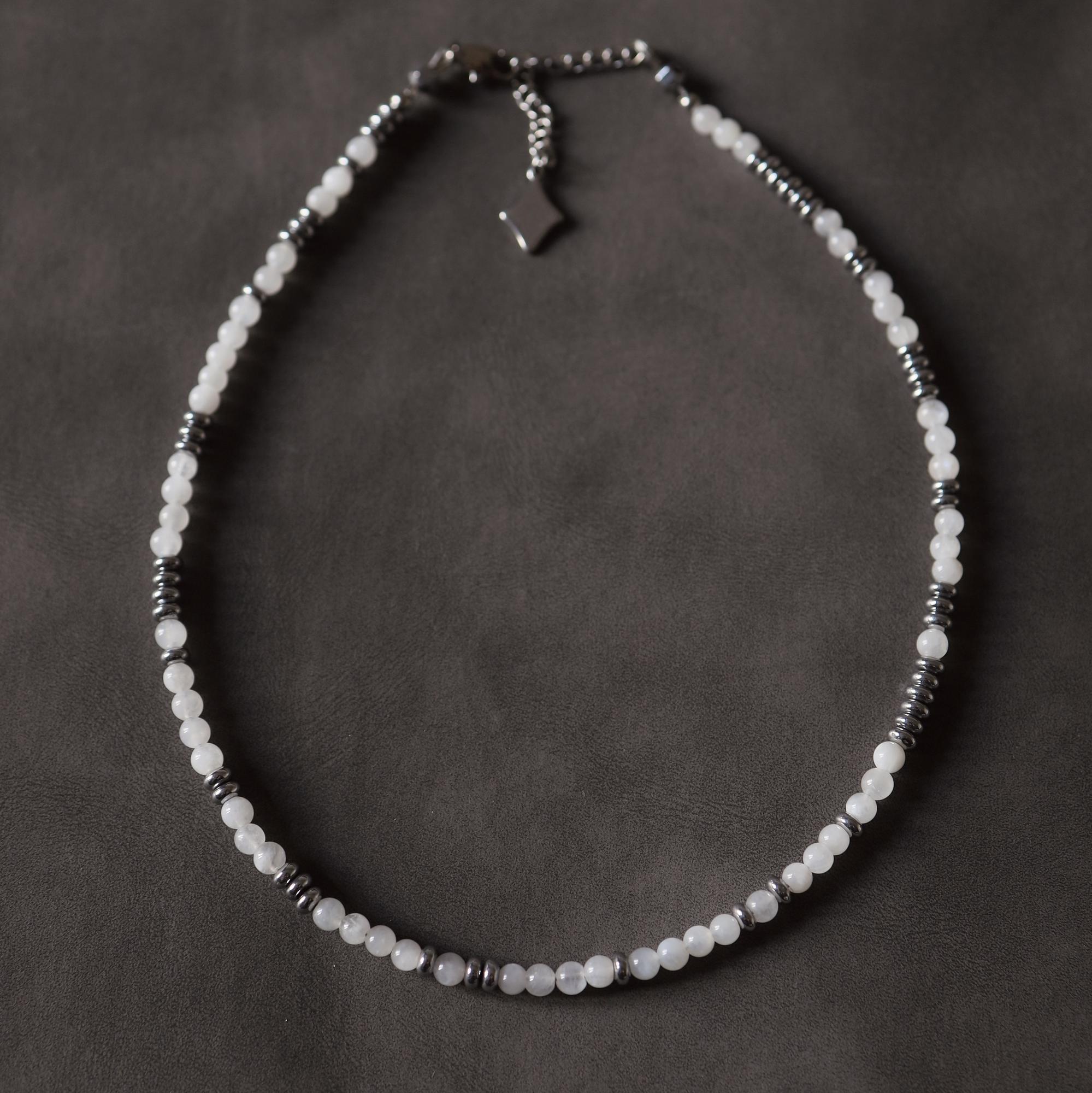 Moonstone Hematite I Чокер из лунного камня и гематита