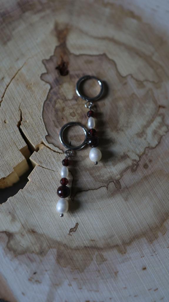 Garnet Earrings I Серьги из граната и жемчуга