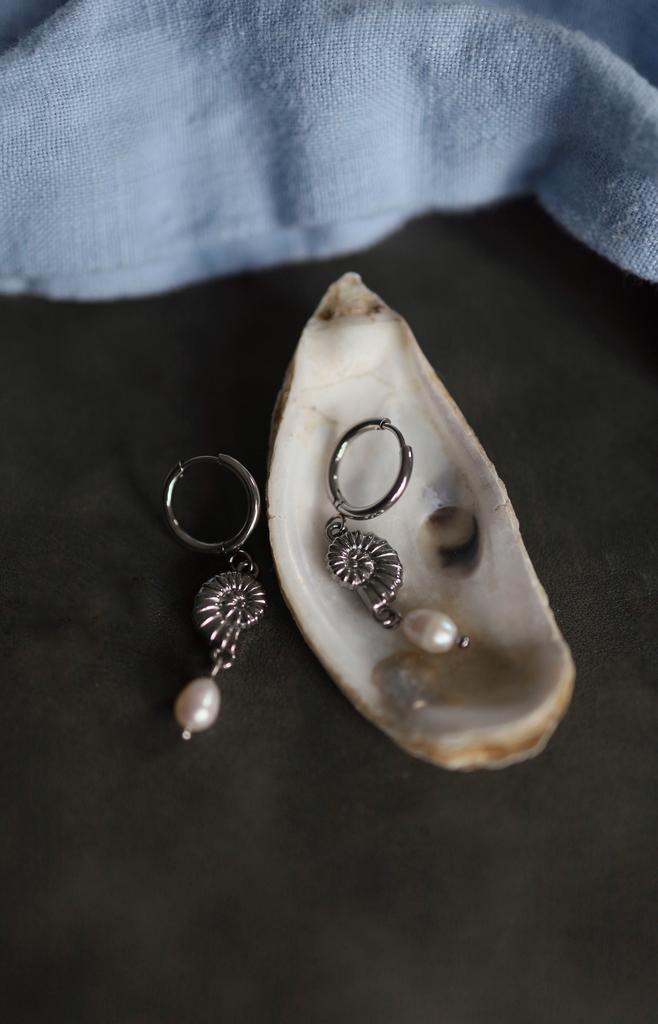 Seashell Pearl Earrings I Серьги