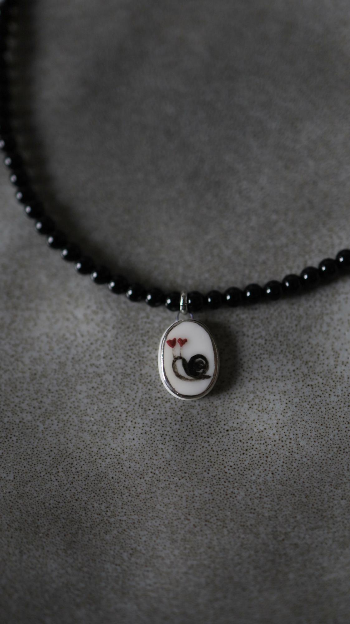 Ulitochka Necklace I Колье из агата и фарфора