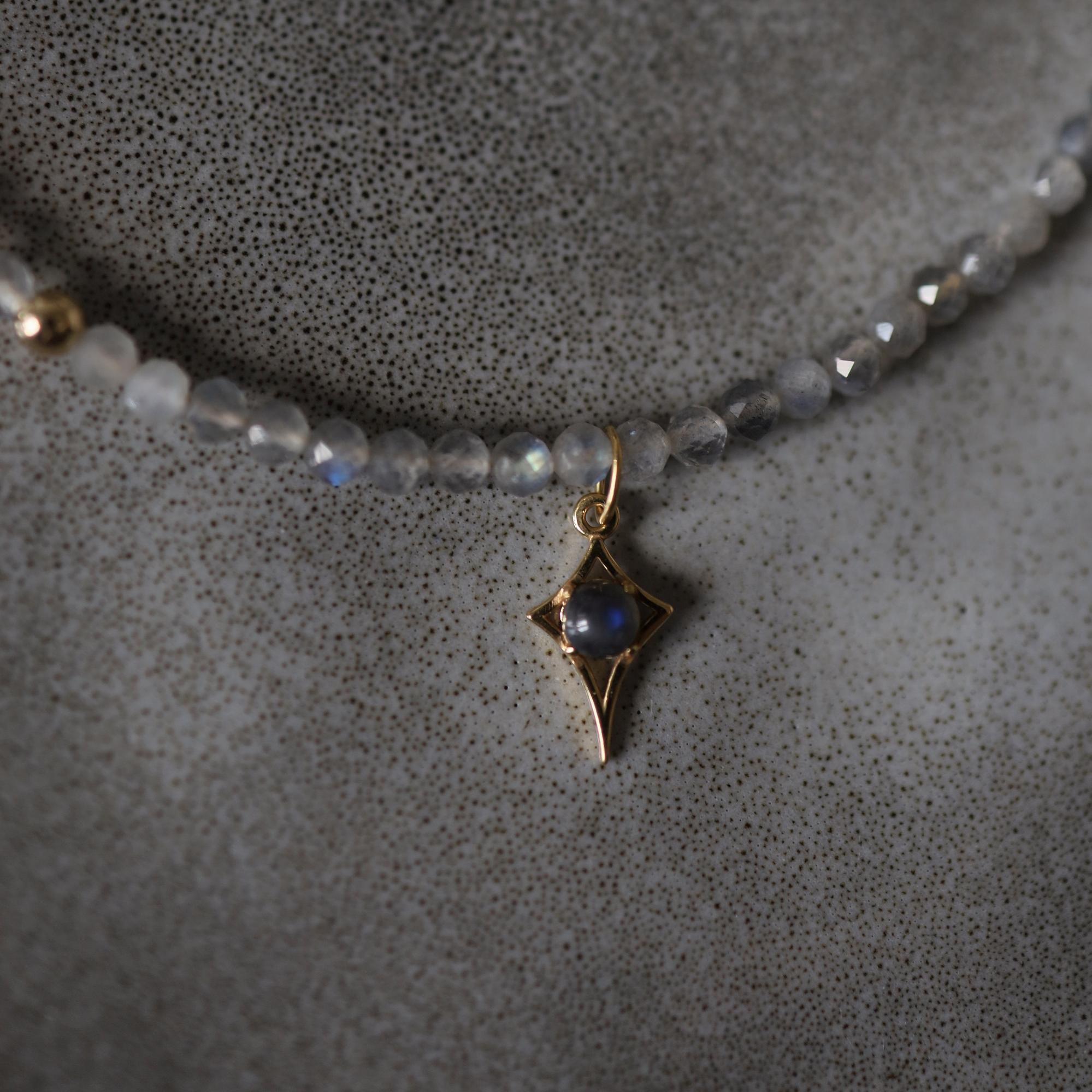 Labradorite Sunny Star Necklace I Колье Путеводная звезда из лабрадорита