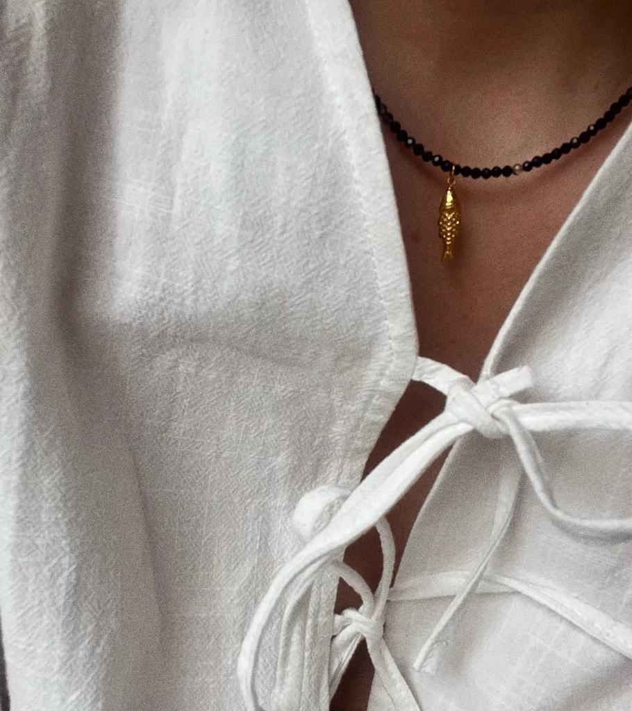 Black Agate Gold Fish I Колье Рыбка с чёрным агатом