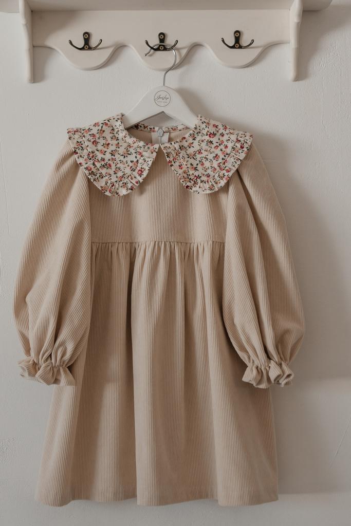 Платье тёплое вельветовое