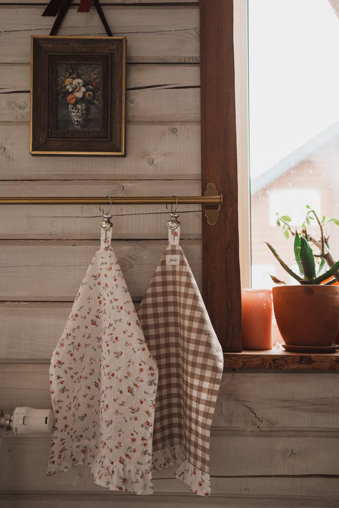 Кухонное полотенце в мелкий цветочек