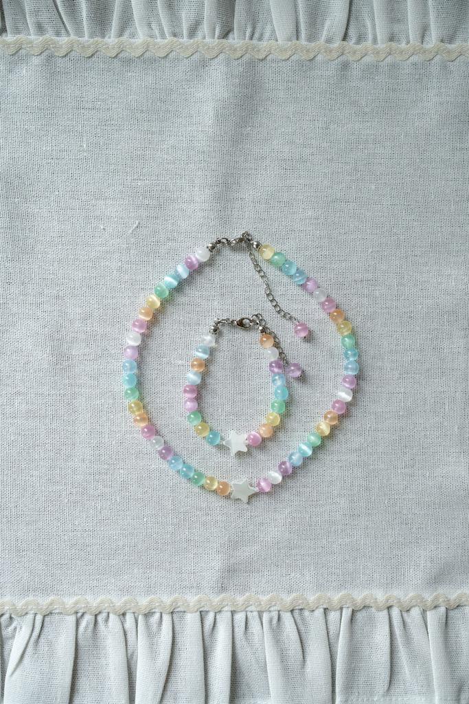 Ожерелье радужное