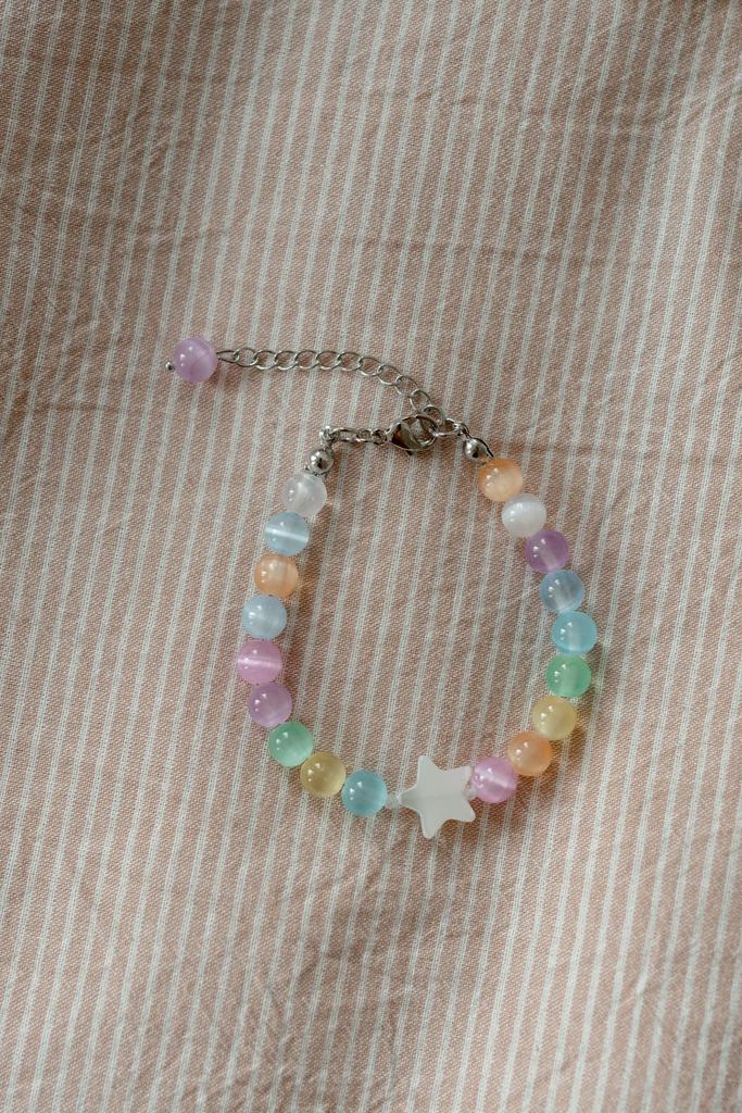 Браслет радужный