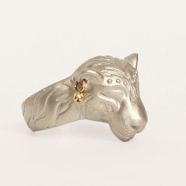 Тотемное кольцо Созидающая Тигрица - серебро, позолота