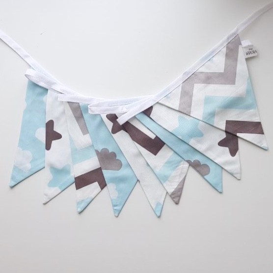 Флажки на ленте "Серо-голубой зигзаг"