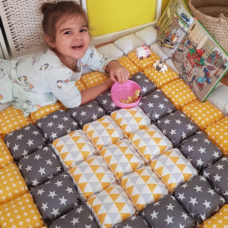 Игровой коврик-бомбон "Жёлто-серый" - 2 110*110см/130*130см