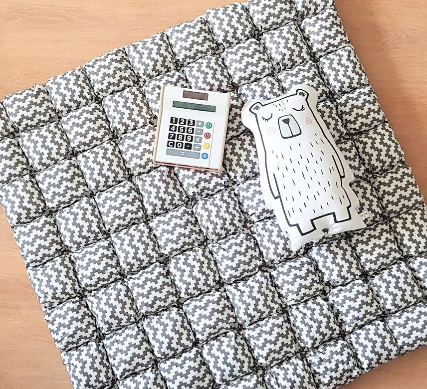 Игровой коврик-бомбон "Горизонтальный зигзаг" 110*110см/130*130см