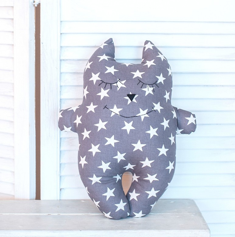 Игрушка "Кот" в белые звездочки