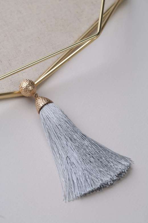 SABRINA SALIMBENI Моносерьга с шёлковой кисточкой